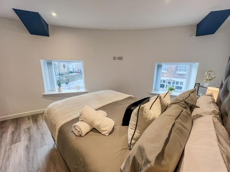Orange Rentals-High Spec, Midnight Suite, Sleeps 4-Pets Welcome! Liverpool Ngoại thất bức ảnh