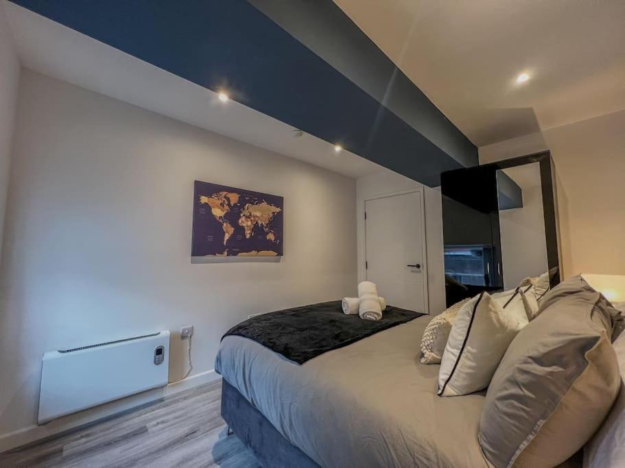 Orange Rentals-High Spec, Midnight Suite, Sleeps 4-Pets Welcome! Liverpool Ngoại thất bức ảnh