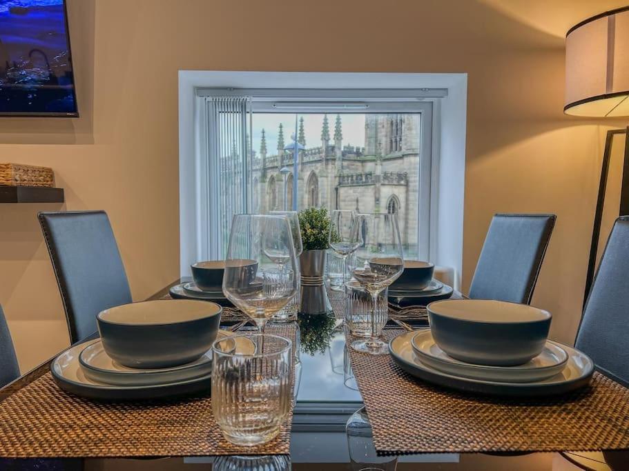 Orange Rentals-High Spec, Midnight Suite, Sleeps 4-Pets Welcome! Liverpool Ngoại thất bức ảnh