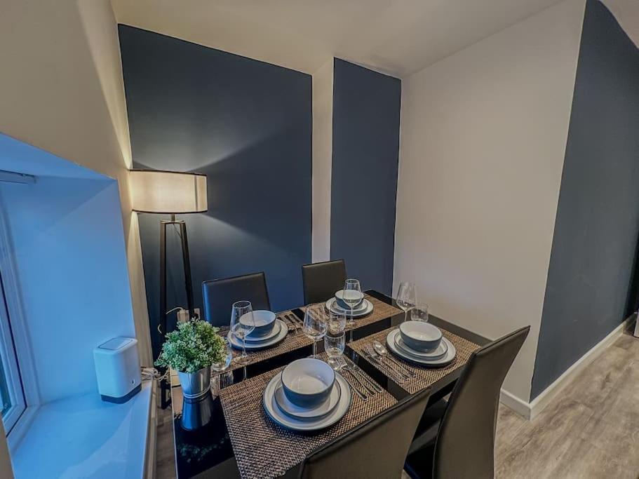 Orange Rentals-High Spec, Midnight Suite, Sleeps 4-Pets Welcome! Liverpool Ngoại thất bức ảnh